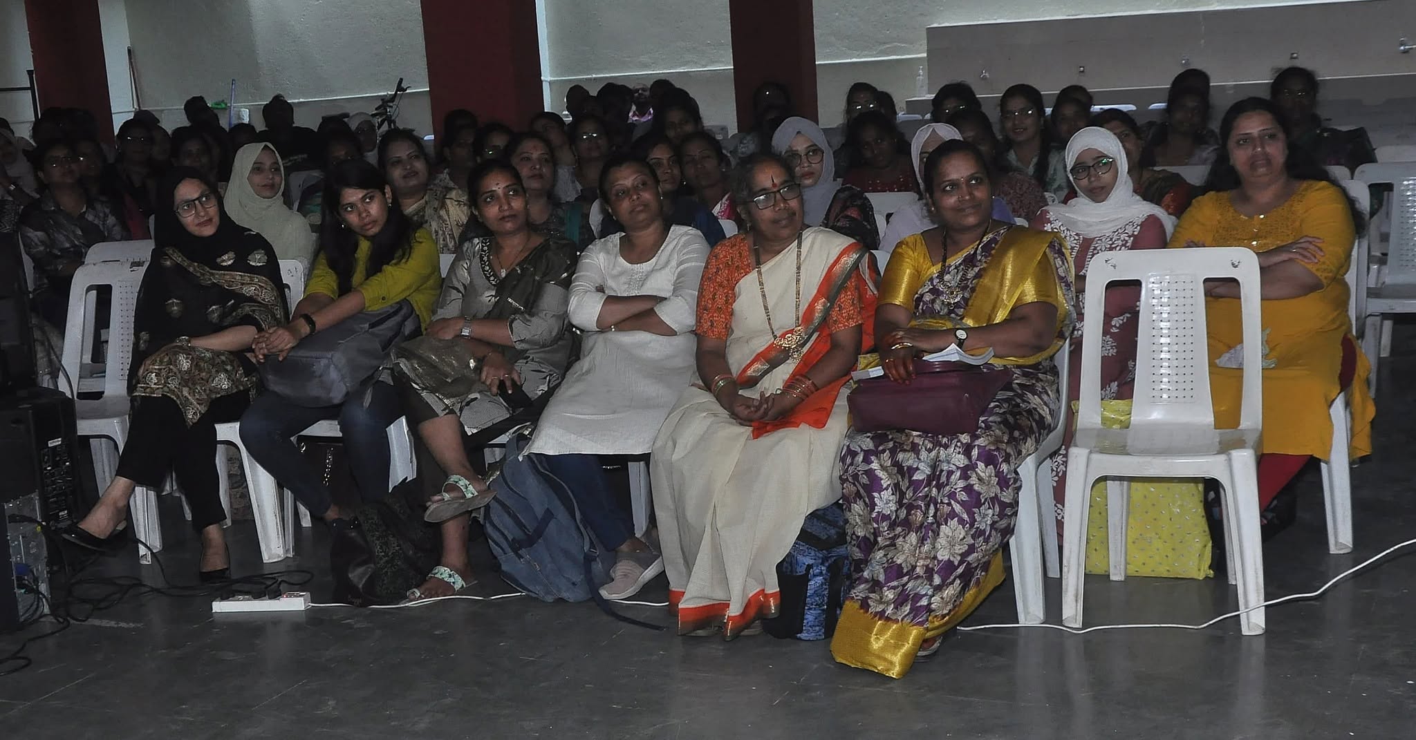 Cinema .. My class for an hour on the other side.. With this year .. Teachers training has started.