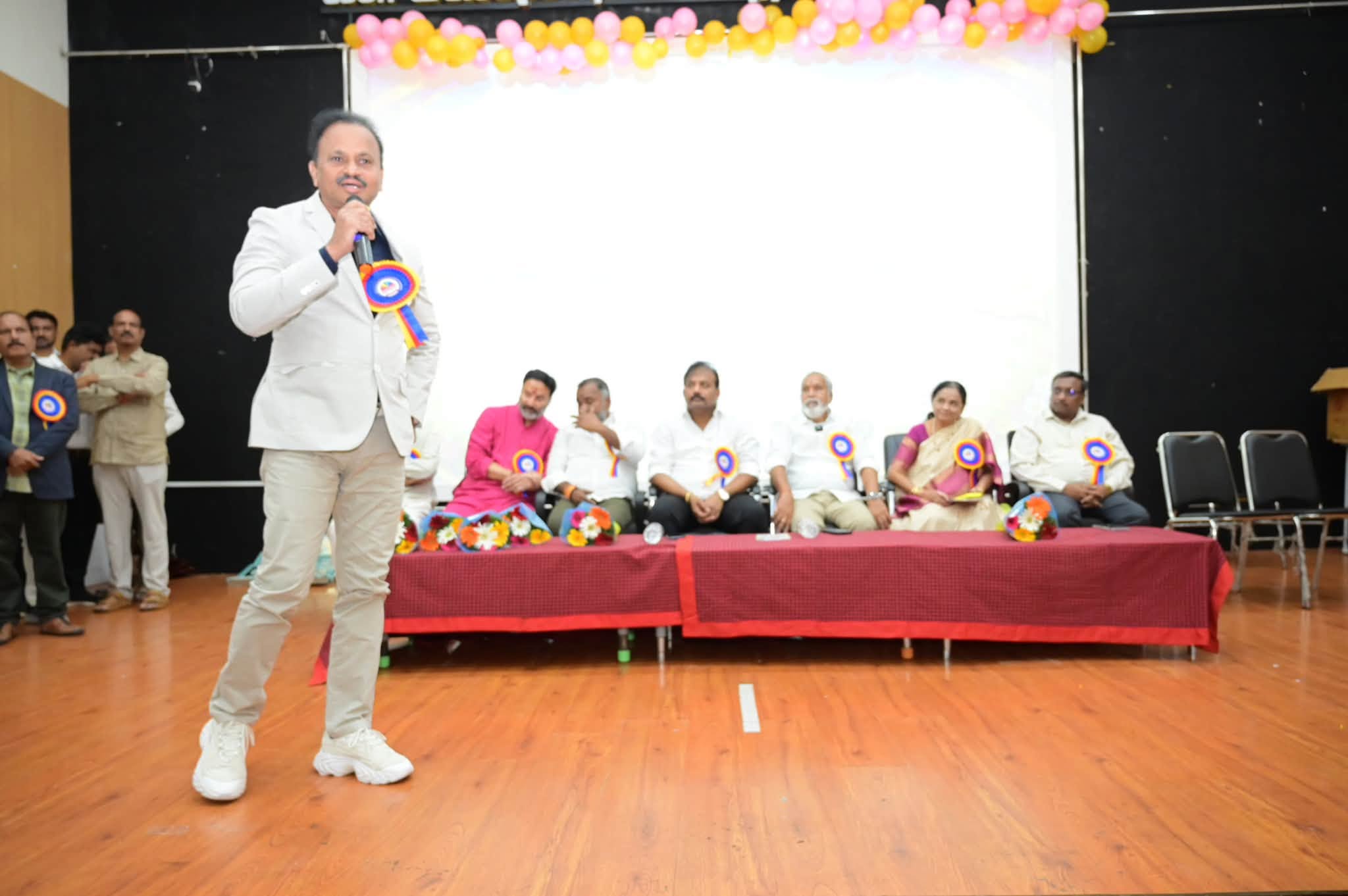 Today, APPUSMA (Andhra Pradesh Private Unaided Schools Management Association) organised a ceremony to felicitate the Best Teachers of private schools