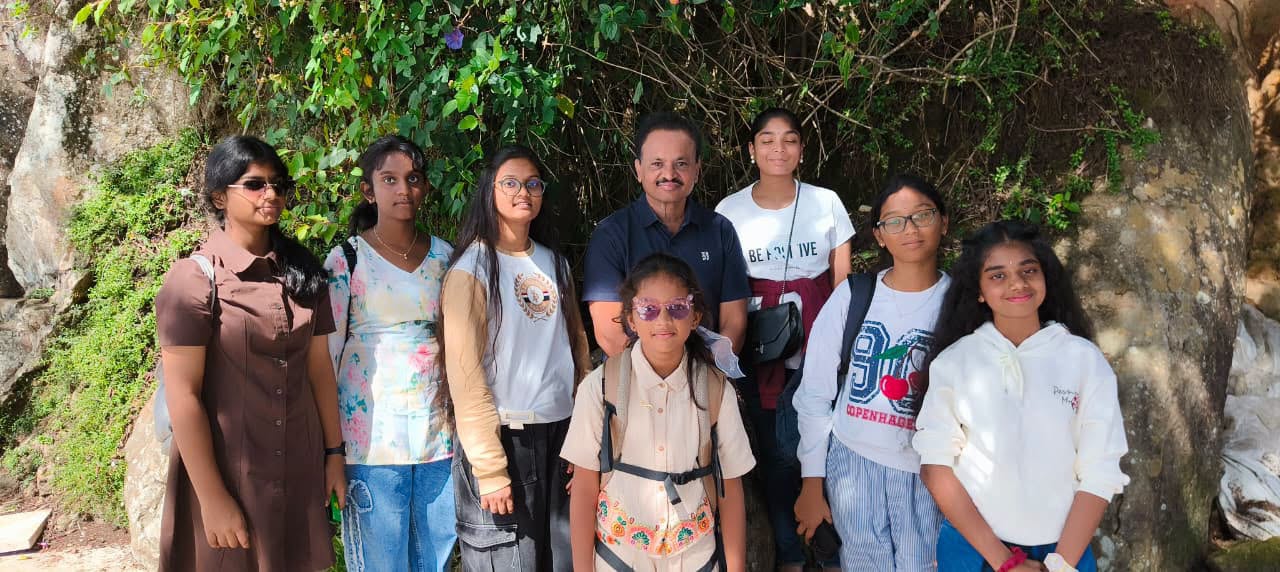 Kodaikanal - Dasara Yatra by Slate students!